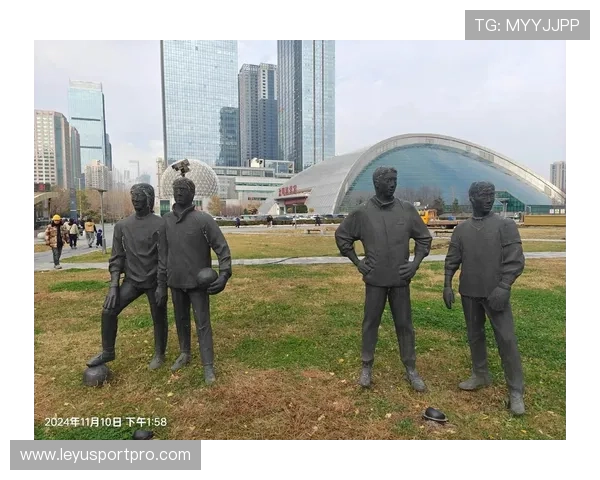 世界杯球迷艺术展,球衣再造雕塑 世界杯球迷艺术展,球衣再造雕塑